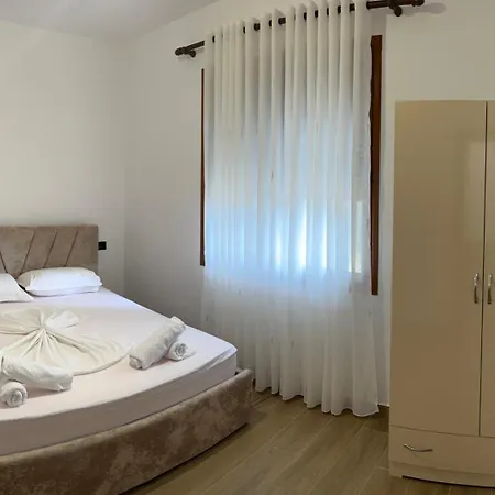 Vila Vlore * Wlora