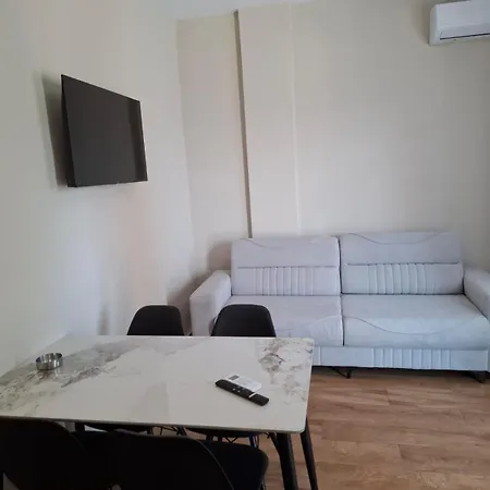 Familjare Vlorë