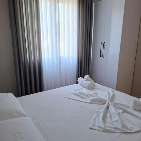 Familjare Vlorë
