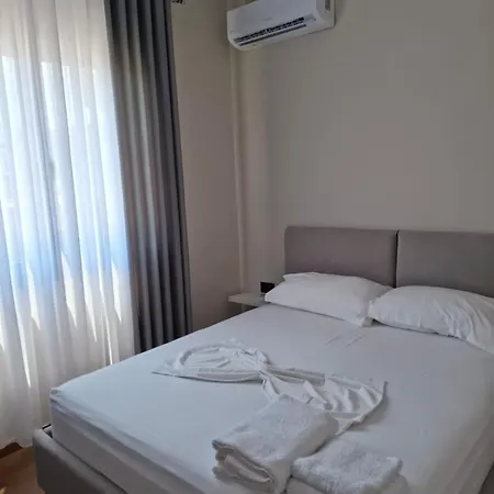 Vila Vlore * Avlonya