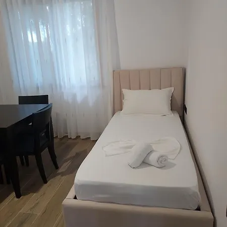 Vila Vlore Avlonya